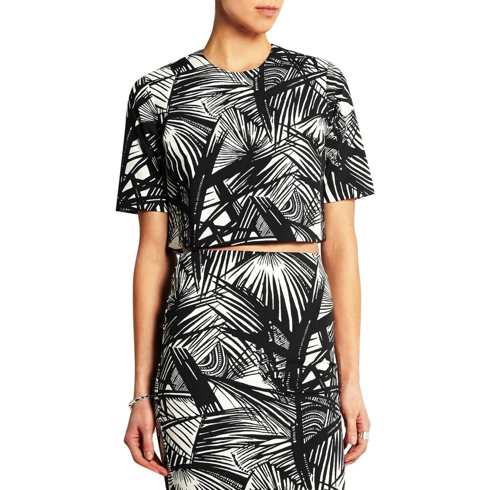 Elizabeth and James Lowell Top